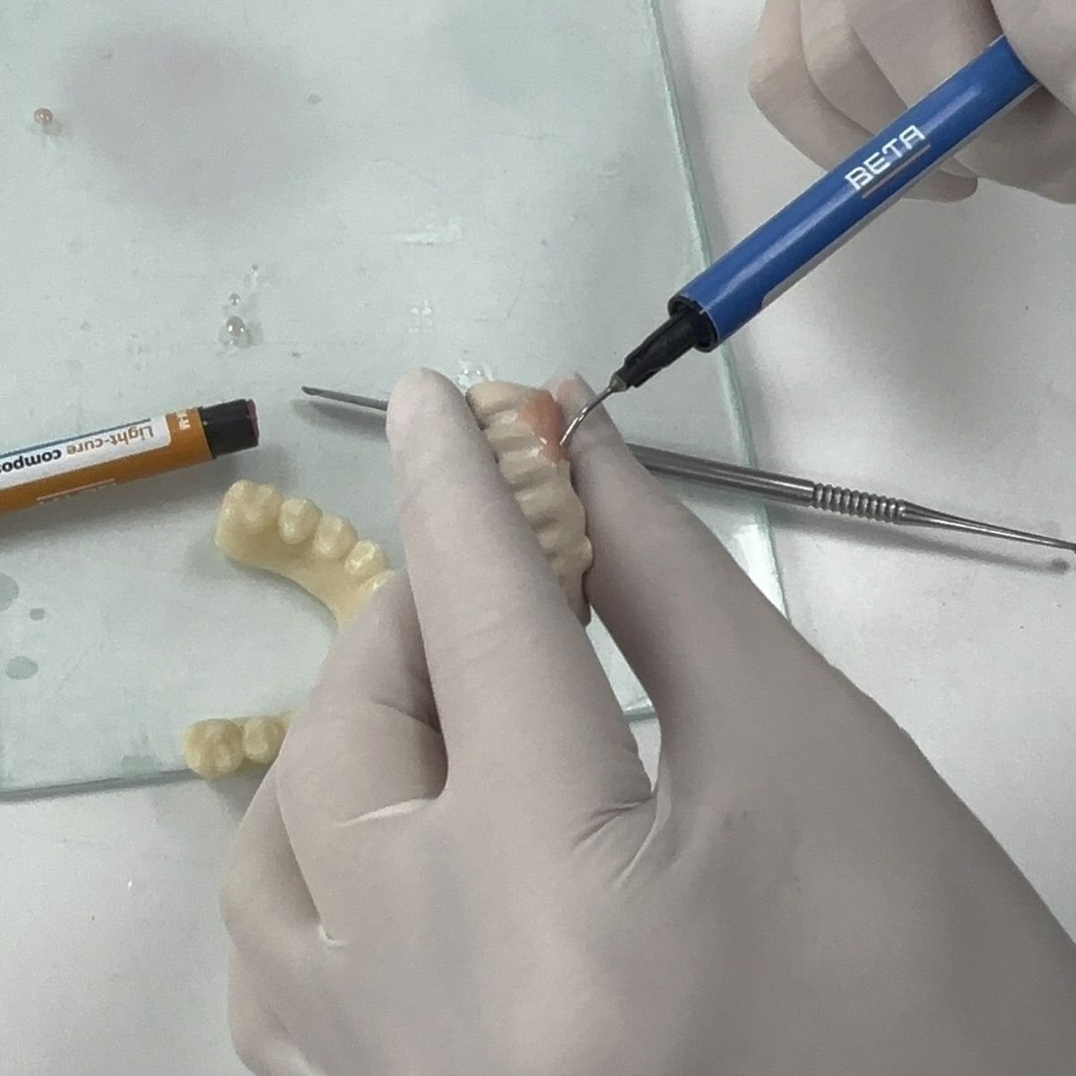 Materiais dentais Ponte de por - Uv Resin avaliação e preço